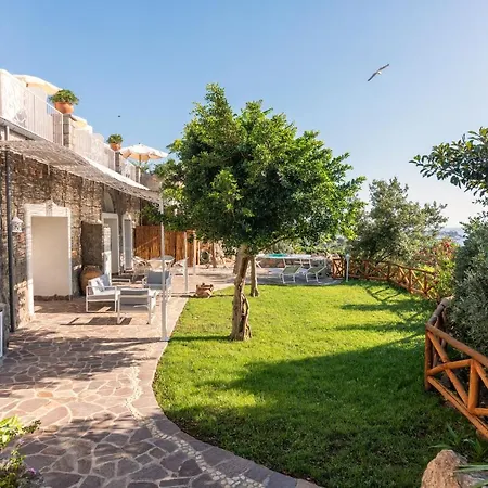 Villa Dei Lecci - 7 Luxury With Private Pool Or Jacuzzi Forio di Ischia