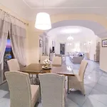 Dei Lecci - 7 Luxury With Private Pool Or Jacuzzi 빌라