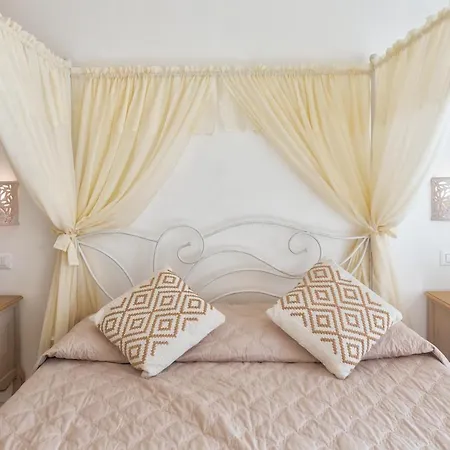 Villa Dei Lecci - 7 Luxury With Private Pool Or Jacuzzi