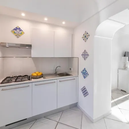 Dei Lecci - 7 Luxury With Private Pool Or Jacuzzi Villa *