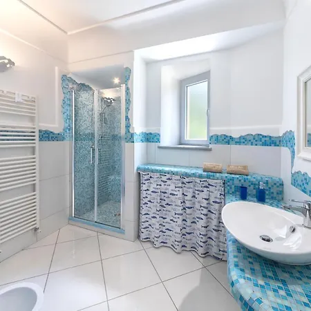 Villa Dei Lecci - 7 Luxury With Private Pool Or Jacuzzi Forio di Ischia