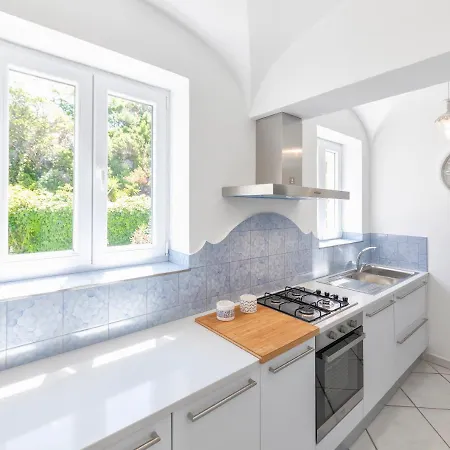 Villa Dei Lecci - 7 Luxury With Private Pool Or Jacuzzi *