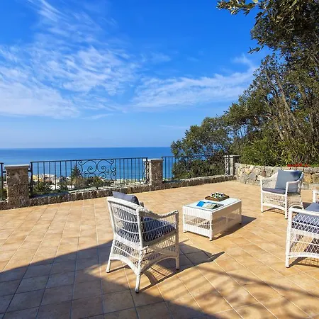 Villa Dei Lecci - 7 Luxury With Private Pool Or Jacuzzi Forio di Ischia