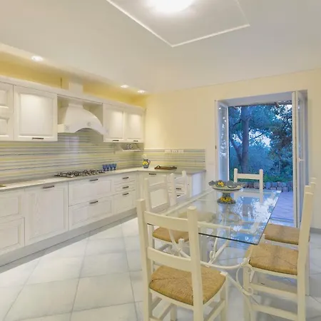 Villa Dei Lecci - 7 Luxury With Private Pool Or Jacuzzi *