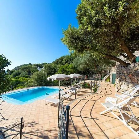 Villa Dei Lecci - 7 Luxury With Private Pool Or Jacuzzi *