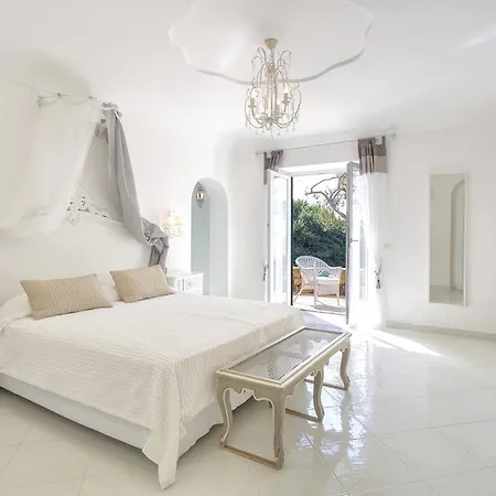 Dei Lecci - 7 Luxury With Private Pool Or Jacuzzi Вилла *