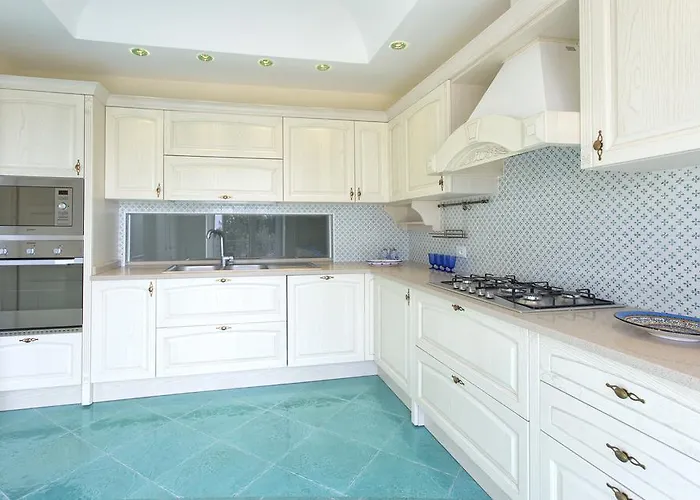 Dei Lecci - 7 Luxury With Private Pool Or Jacuzzi Villa *