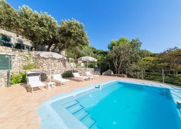Villa Dei Lecci - 7 Luxury With Private Pool Or Jacuzzi Forio di Ischia